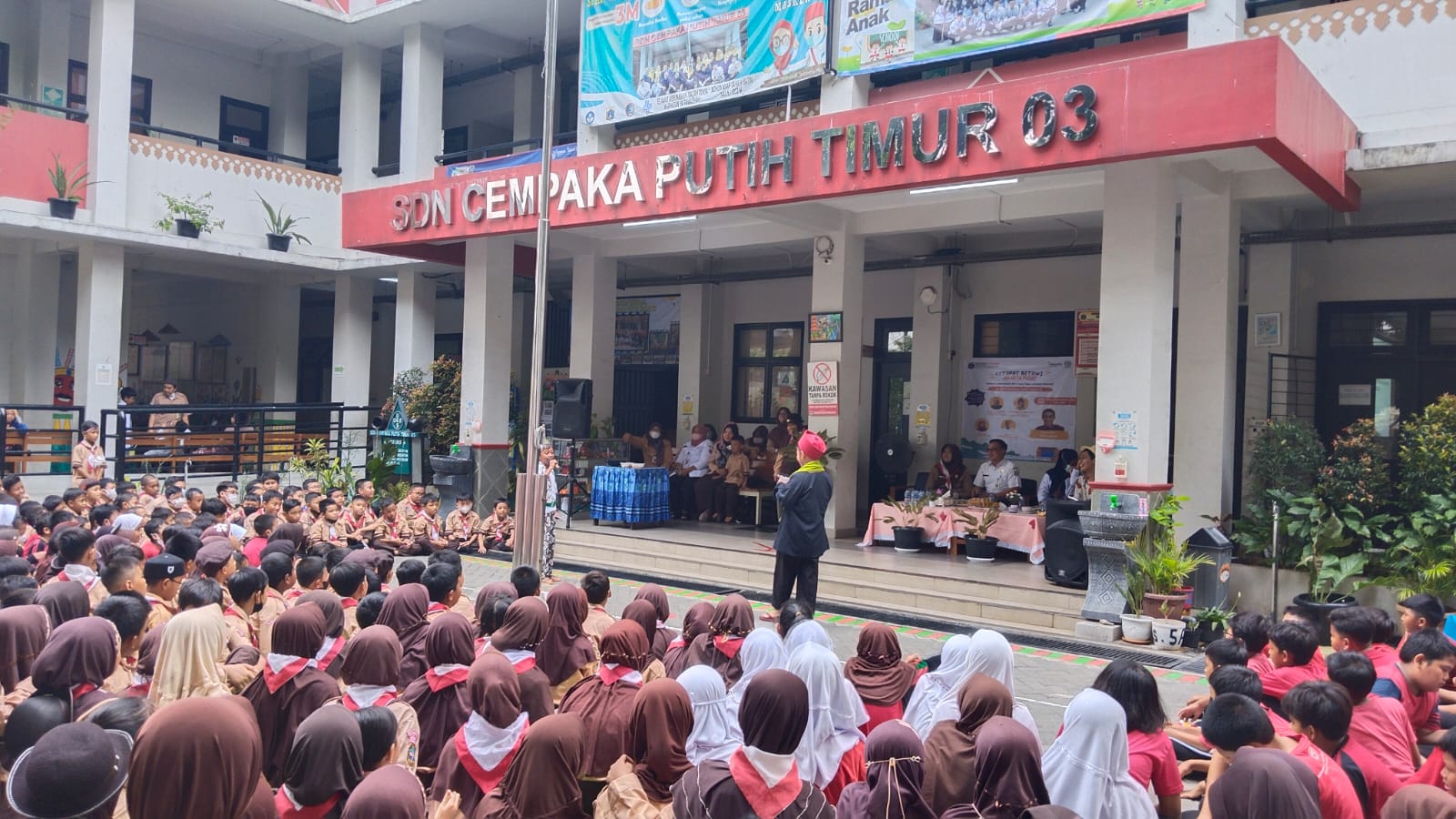 KETUPAT BETAWI : Ketemu Pemustaka Bareng Team Wisata Literasi Di SDN Cempaka Putih Timur 03